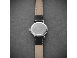 classical-womens-watch-mpm-trouw-b-alloy-case-white-black-dial