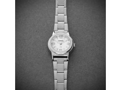 damske-modni-hodinky-weiqin-weiquin-meridia-a-kovove-pouzdro-bily-stribrny-ciselnik