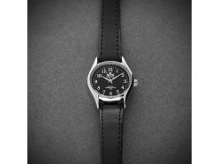 klasicke-damske-hodinky-mpm-caroline-a-kovove-pouzdro-cerny-bily-ciselnik