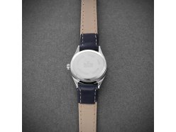 klasicke-damske-hodinky-mpm-caroline-b-kovove-pouzdro-tmave-modry-bily-ciselnik