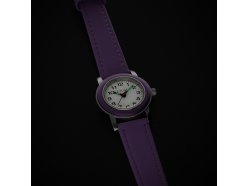 detske-hodinky-primky-pastelka-2025-a-uslechtile-nerezove-ocelove-pouzdro-bily-cerny-ciselnik