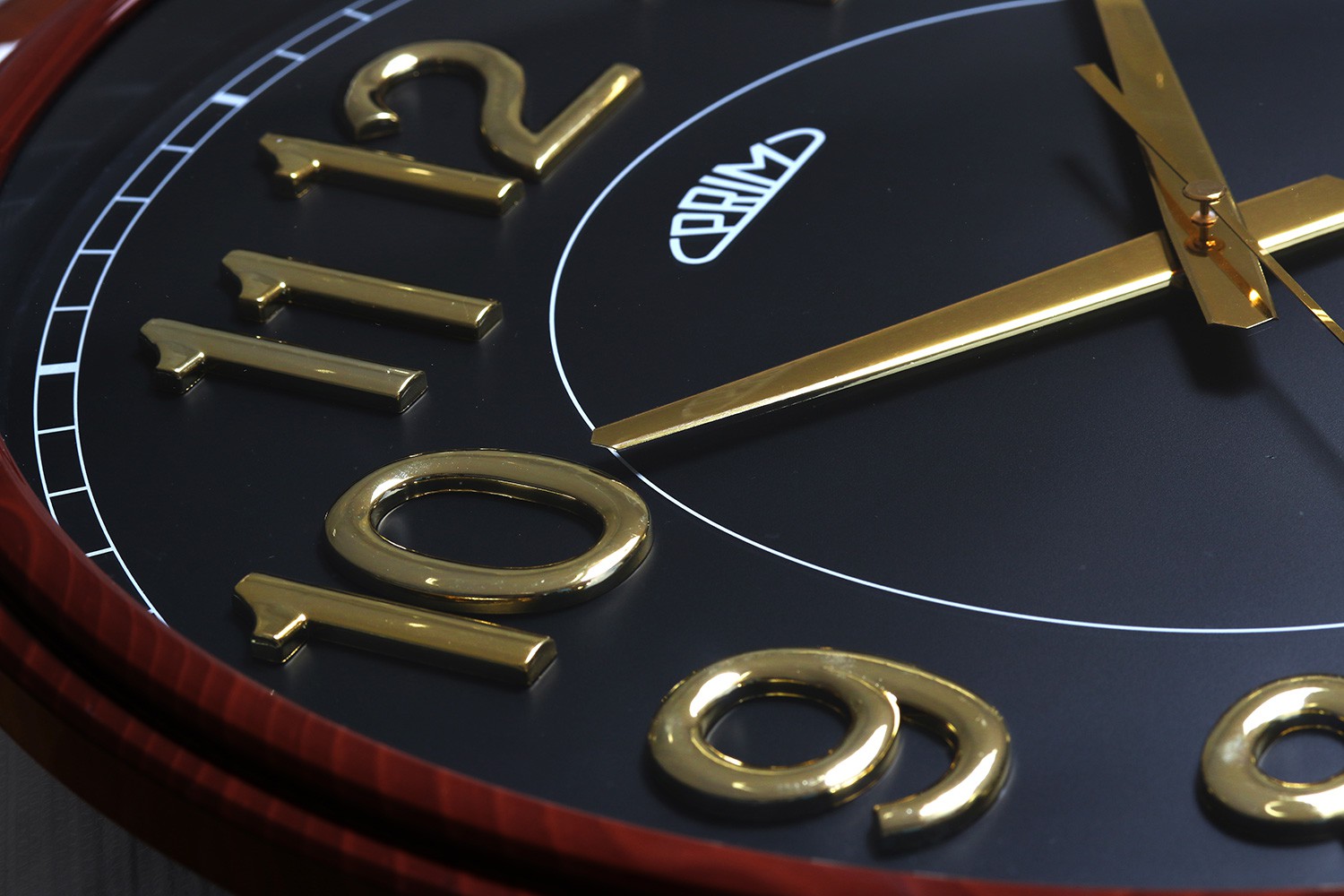 Wanduhr PRIM Public I
